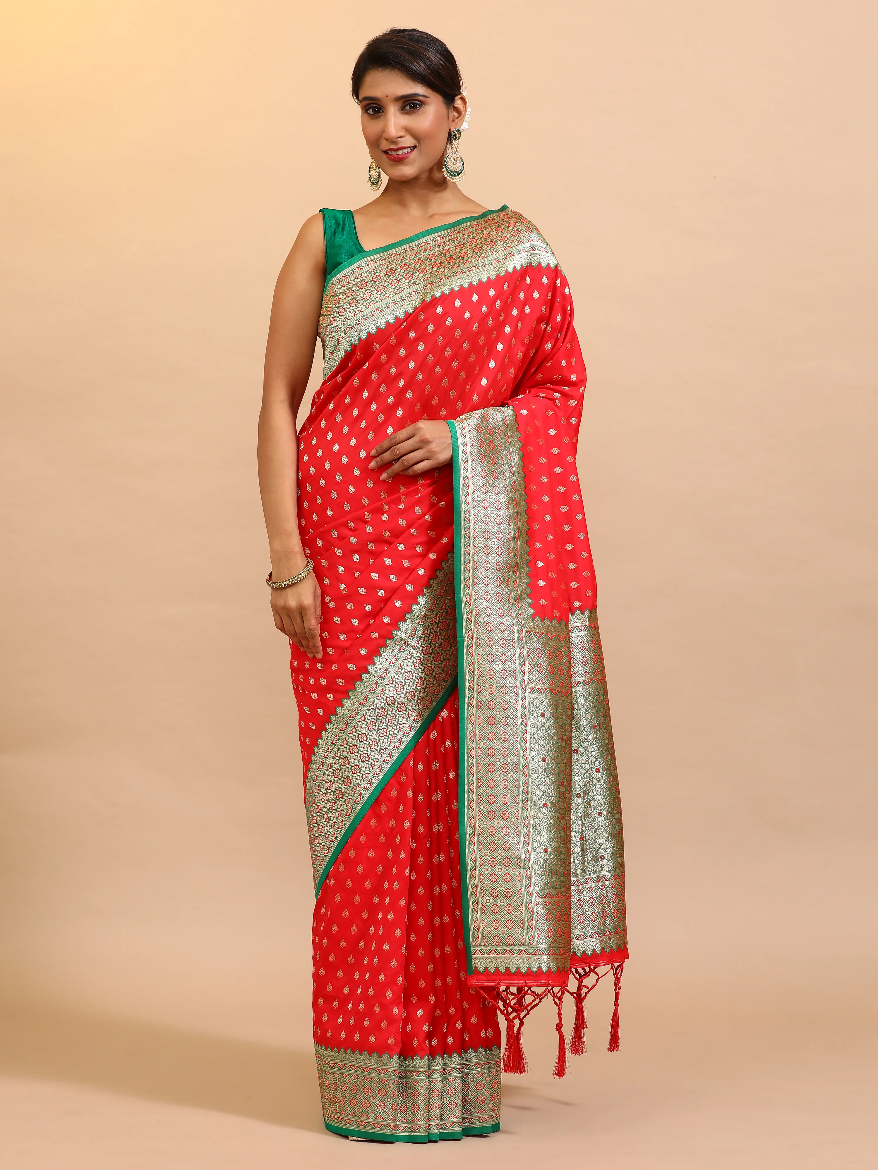 Aarzoo - Red - Image 4