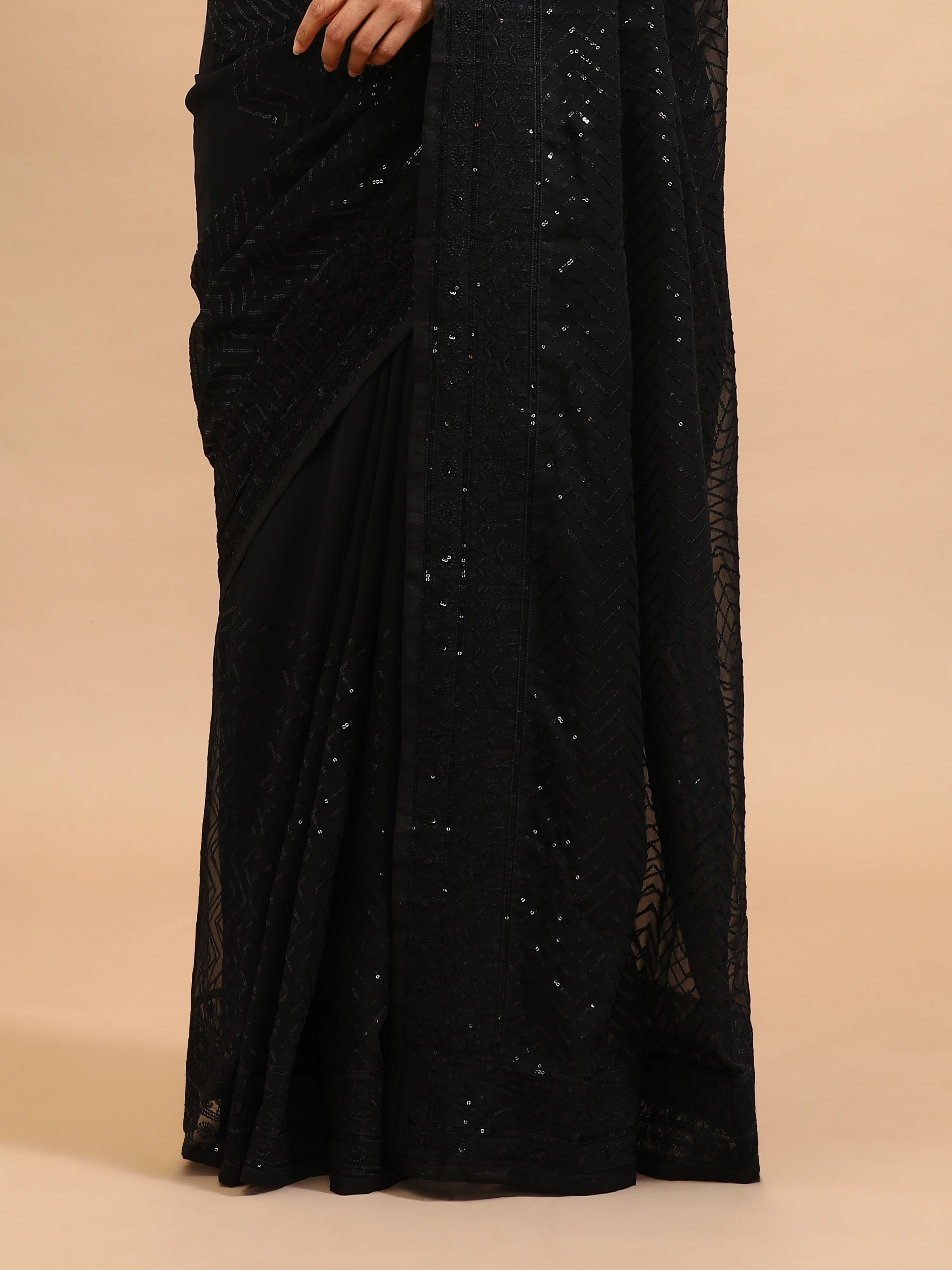 All That Glitters - Black - Image 6