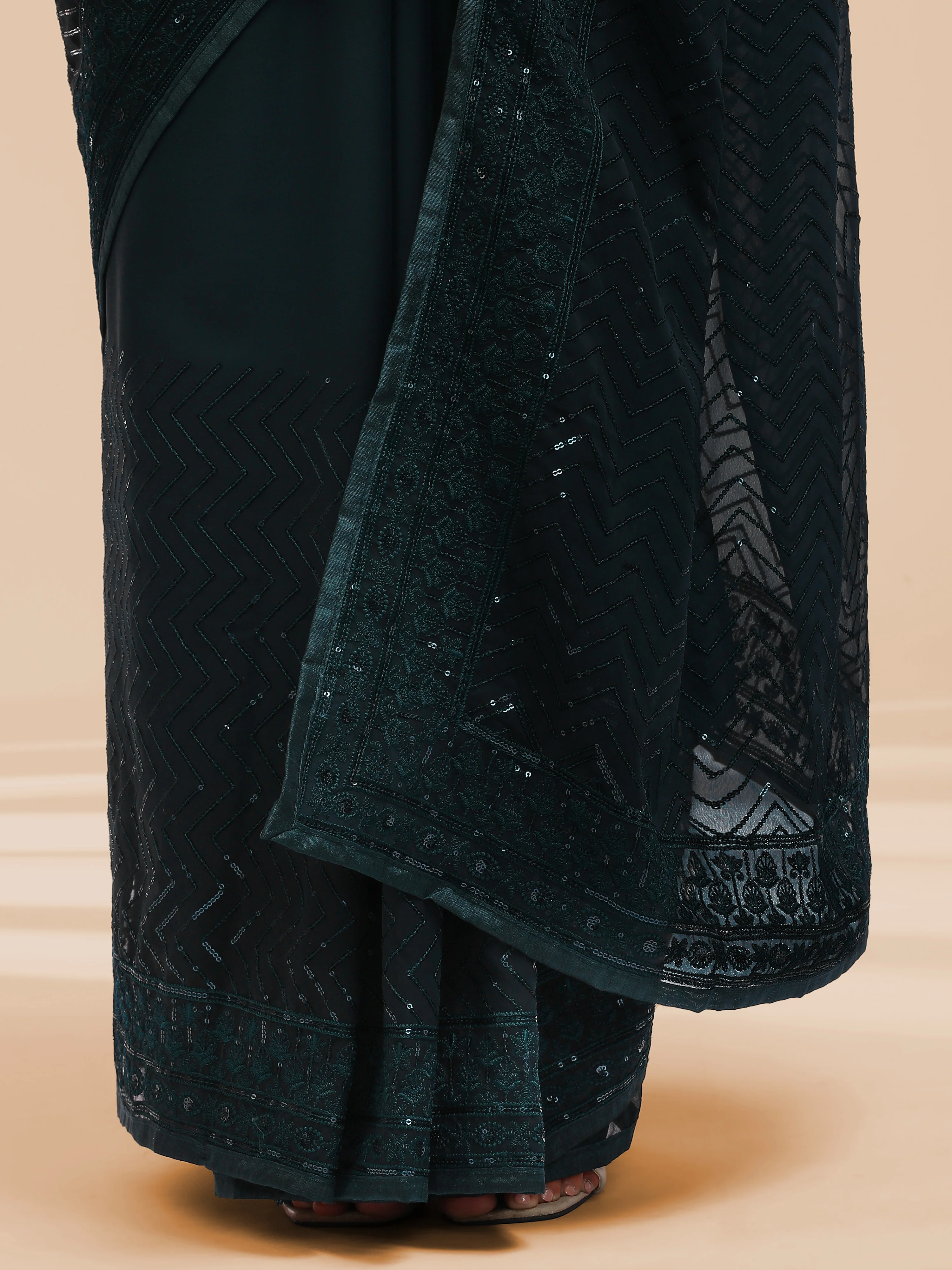 All That Glitters - Emerald Green - Image 6