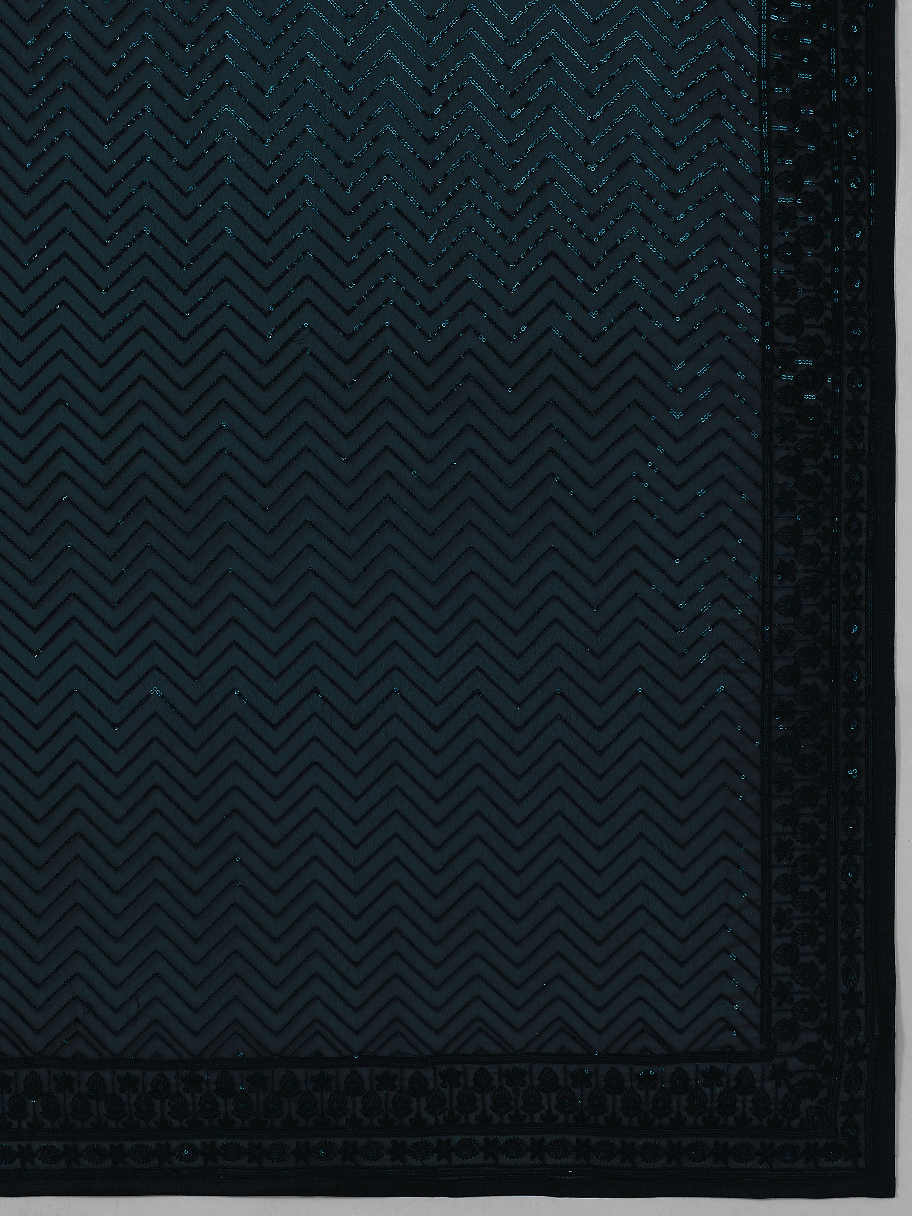 All That Glitters - Emerald Green - Image 8
