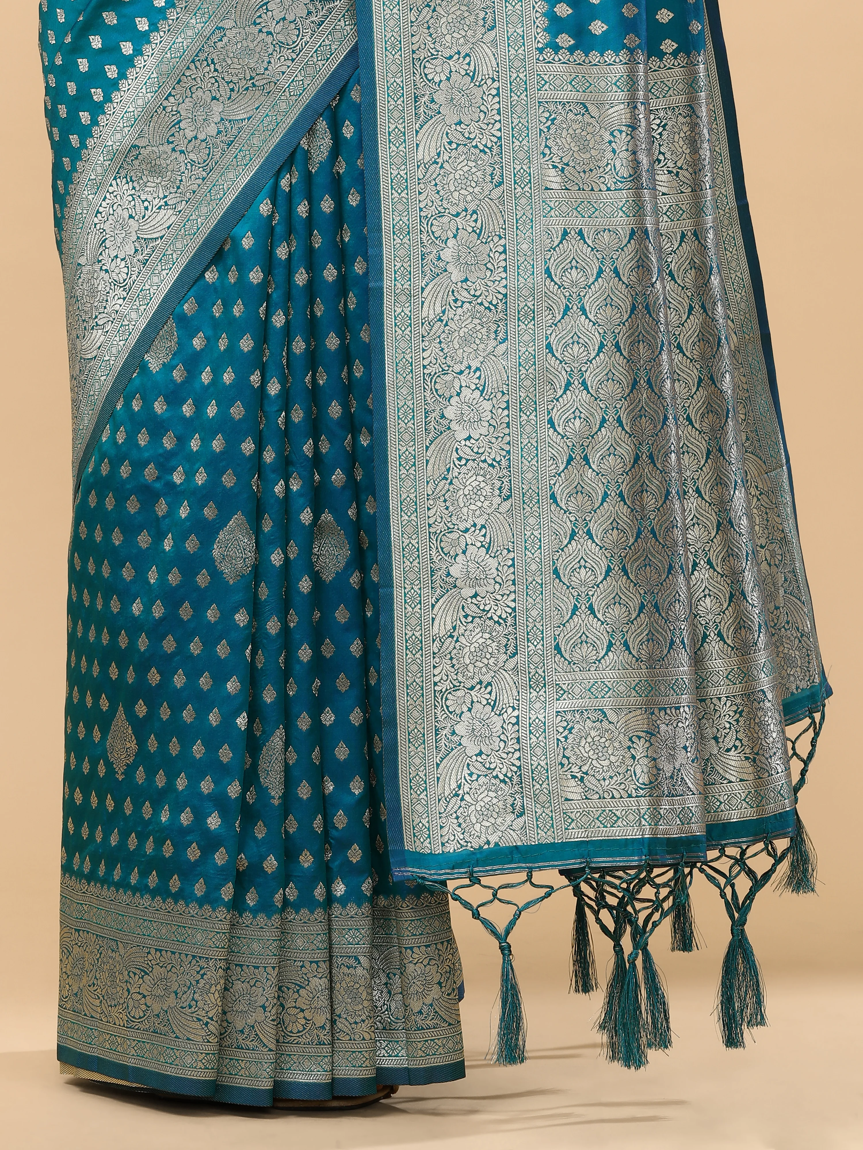 Aparajita - Feroze - Image 6