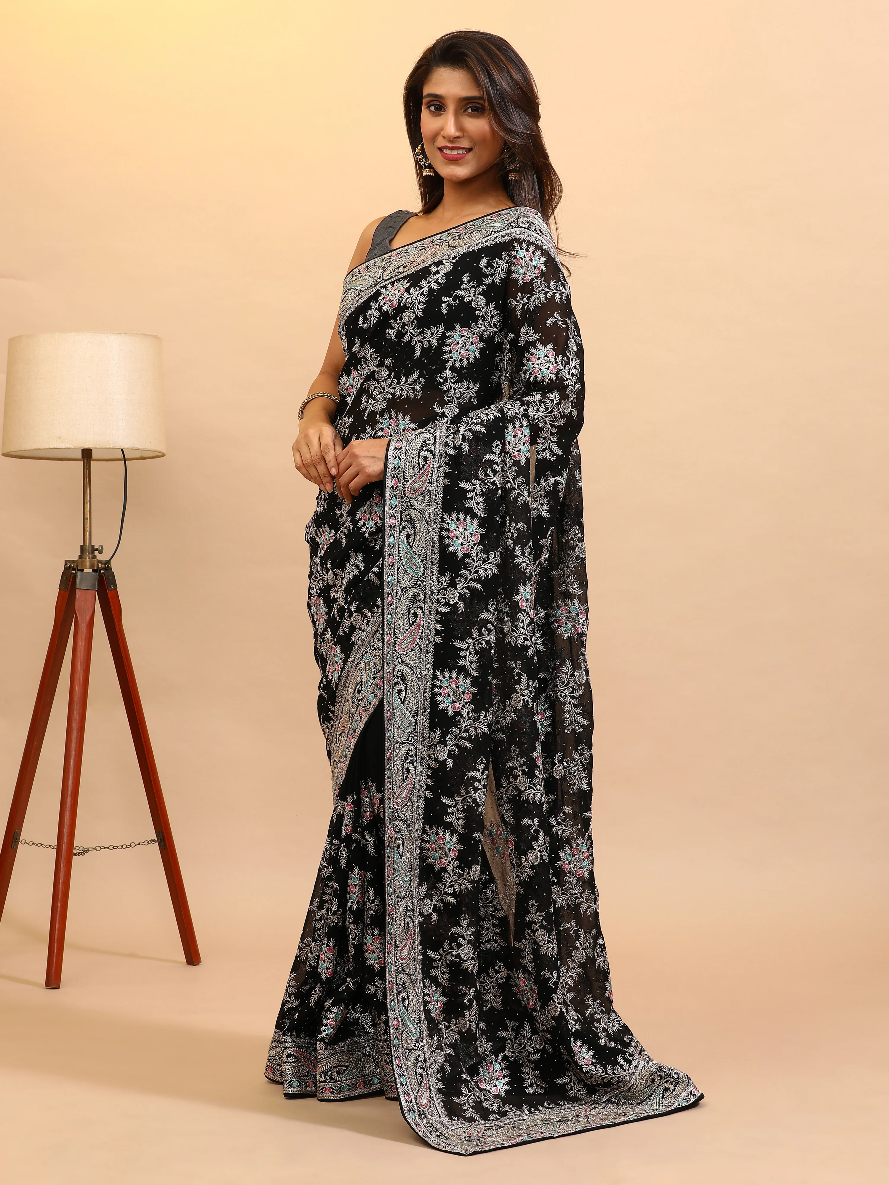 Raina - Black - Image 5