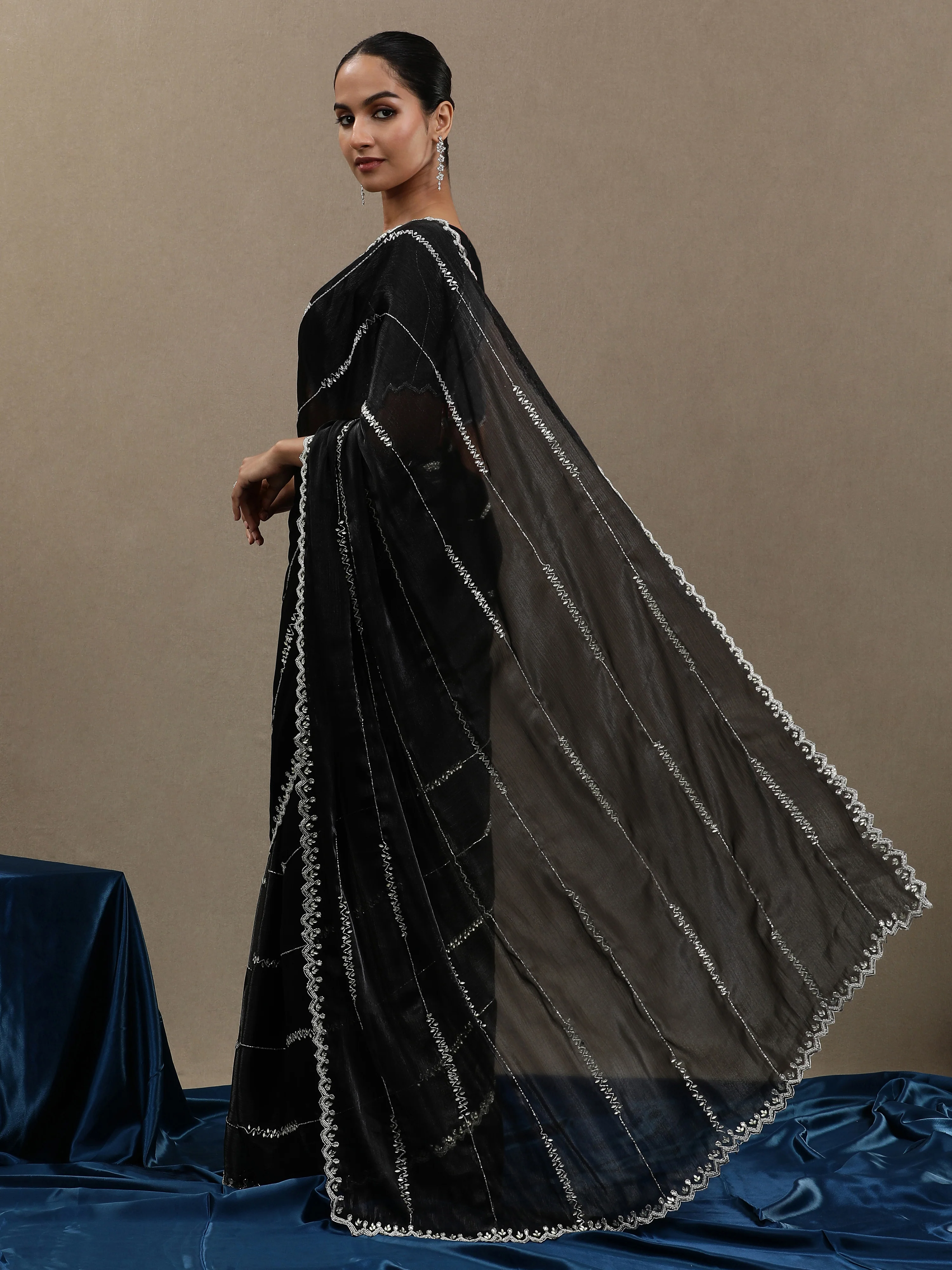 River Valley - Black - Image 5