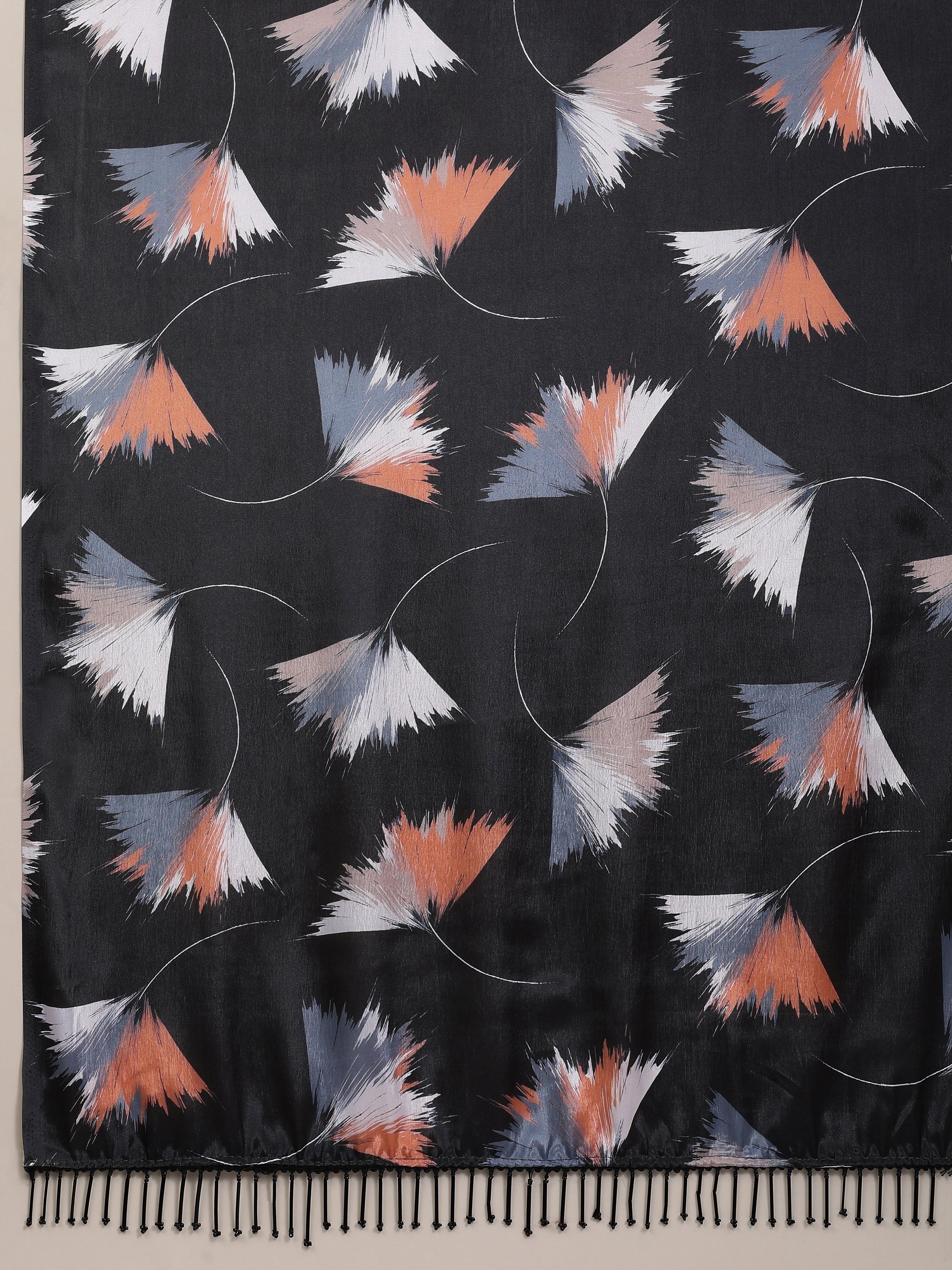 Vinca - Black - Image 10