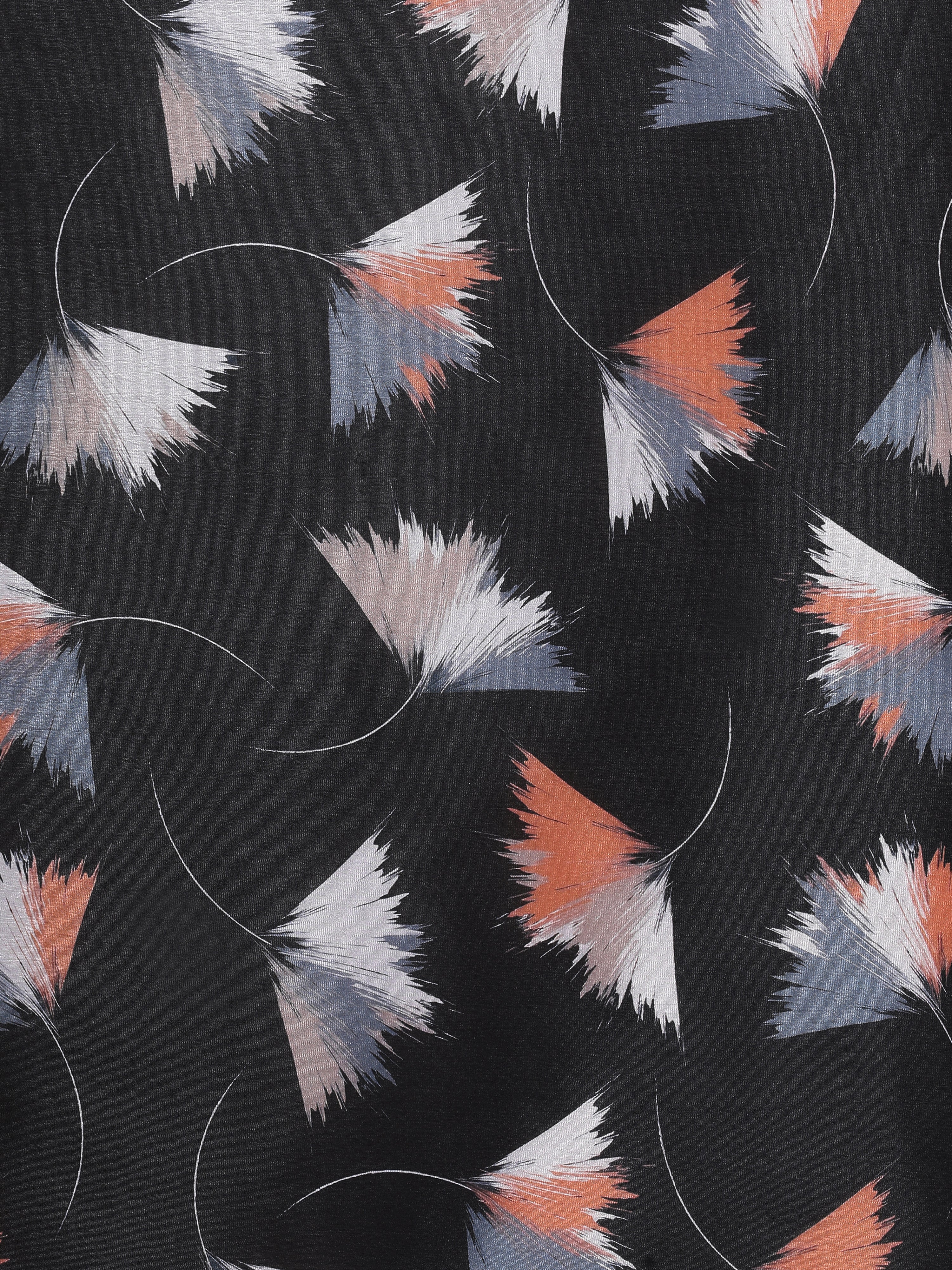 Vinca - Black - Image 11