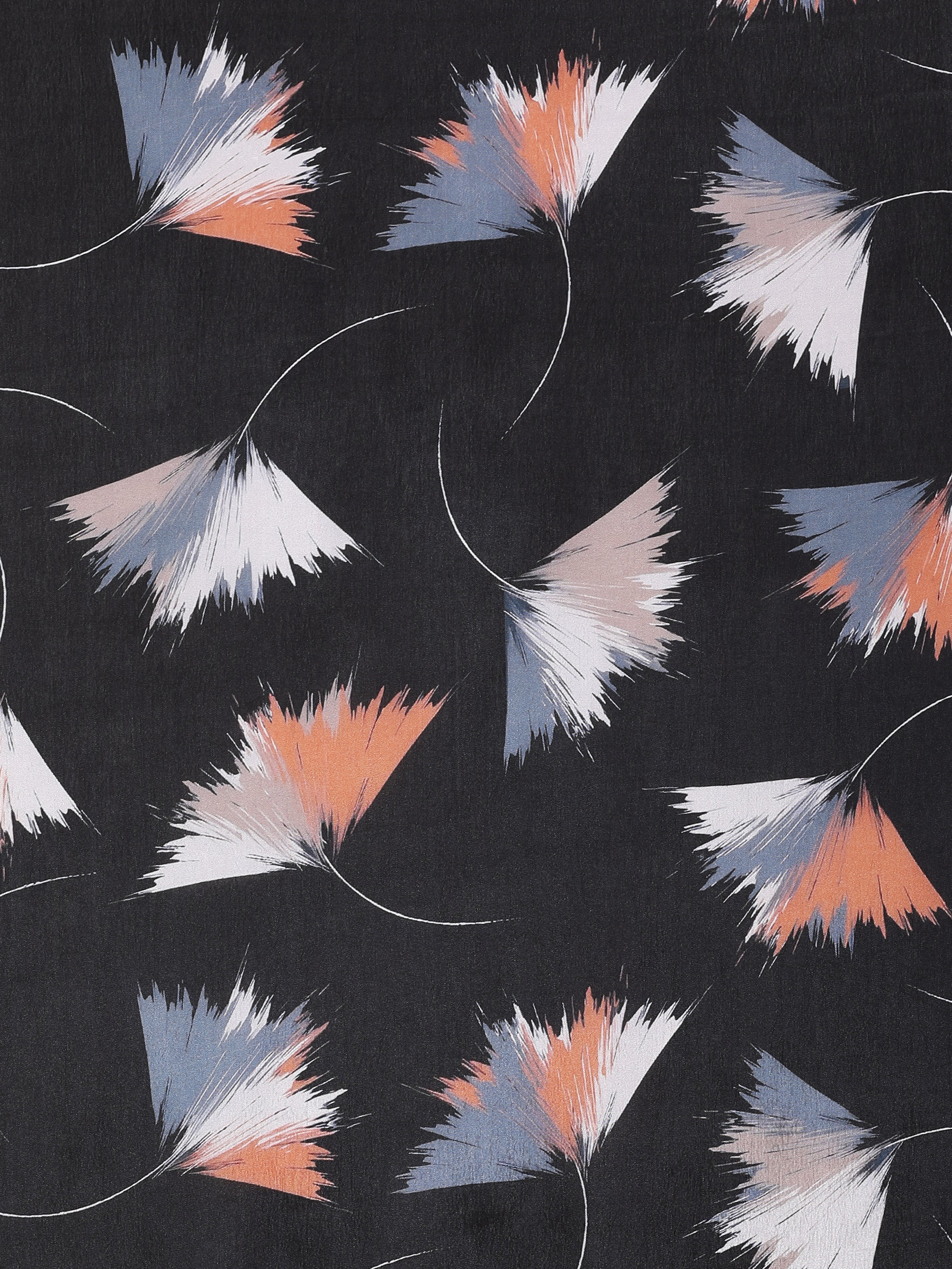 Vinca - Black - Image 9